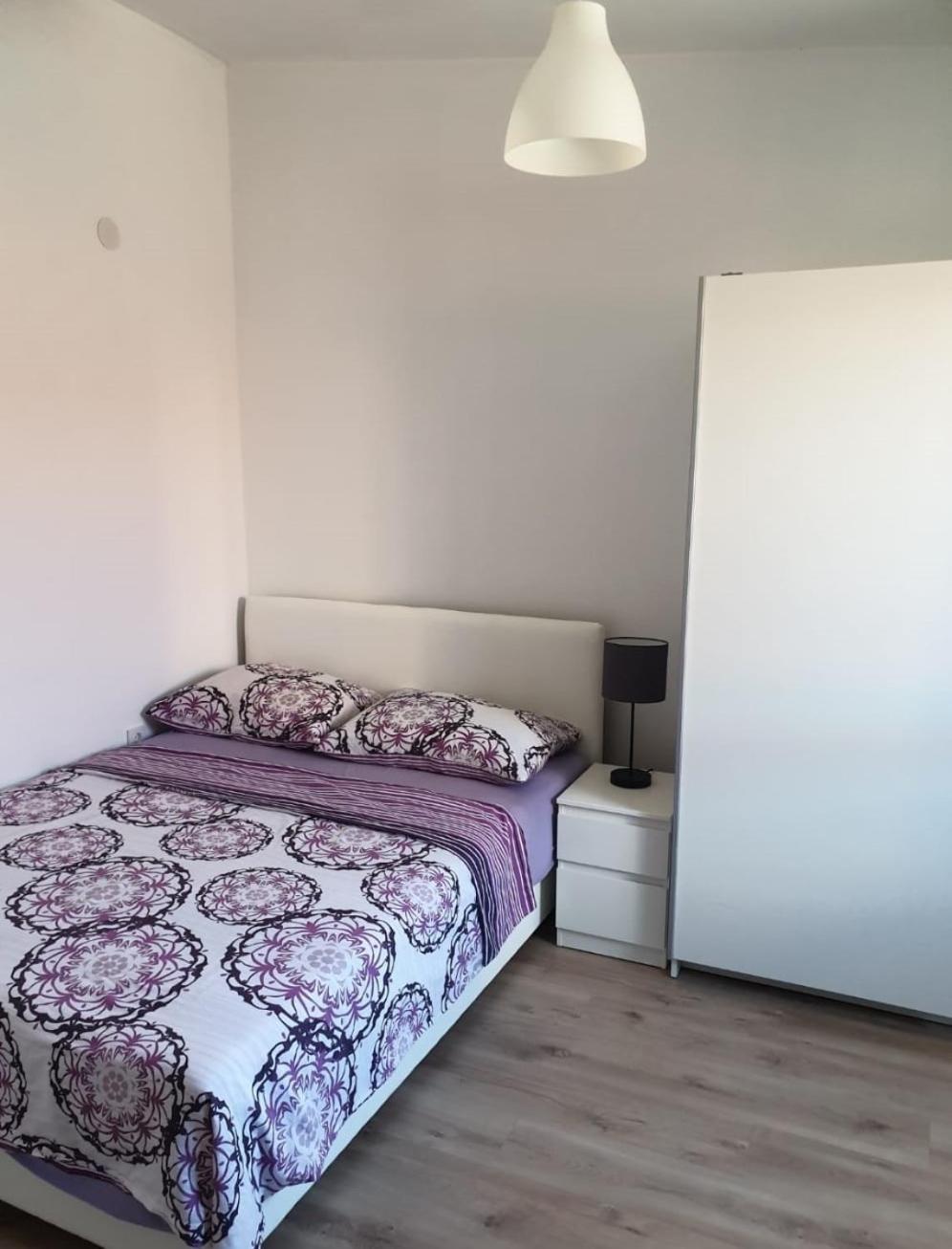 Apartment Misic Rtina Ngoại thất bức ảnh